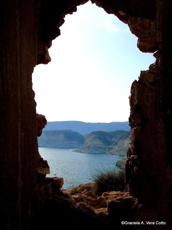 La Palmera. El Amanecer En El Parque Natural Otel Agua Amarga  Dış mekan fotoğraf